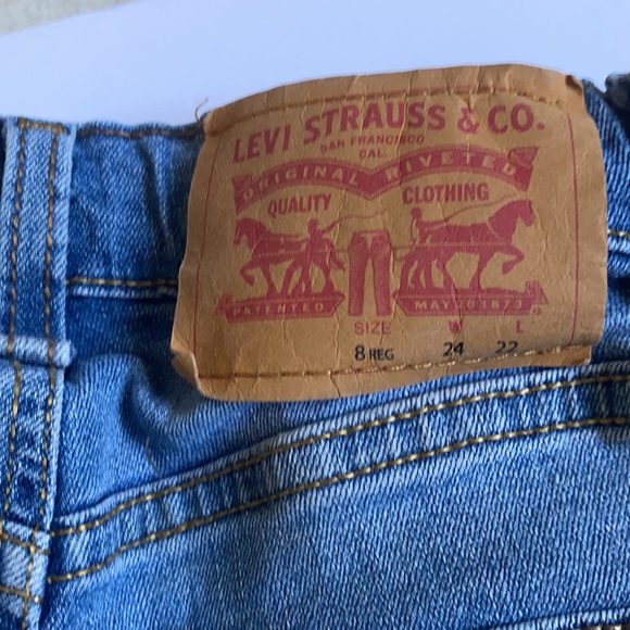 Levi’s Shorts - Picture 5 of 7